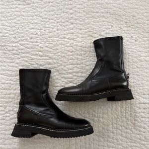 Labucq Mara Black Leather Boots